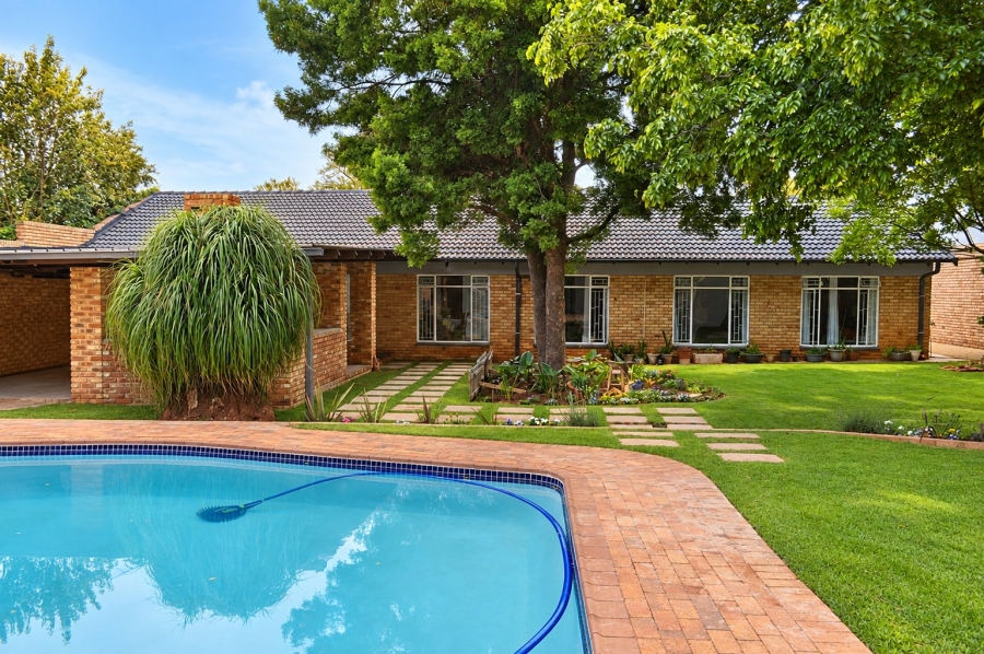 4 Bedroom Property for Sale in Doringkruin North West